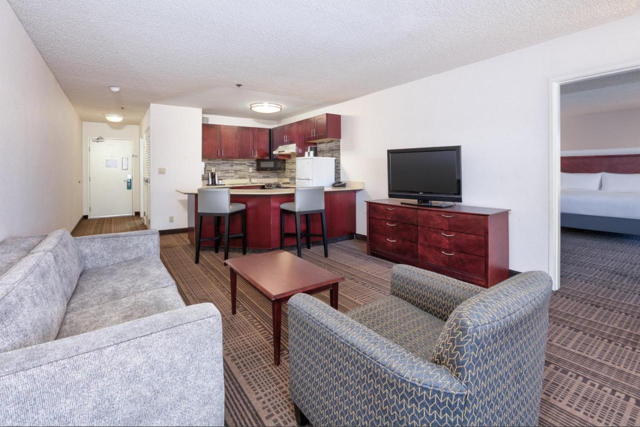 Holiday Inn & Suites Santa Maria By Ihg מראה חיצוני תמונה