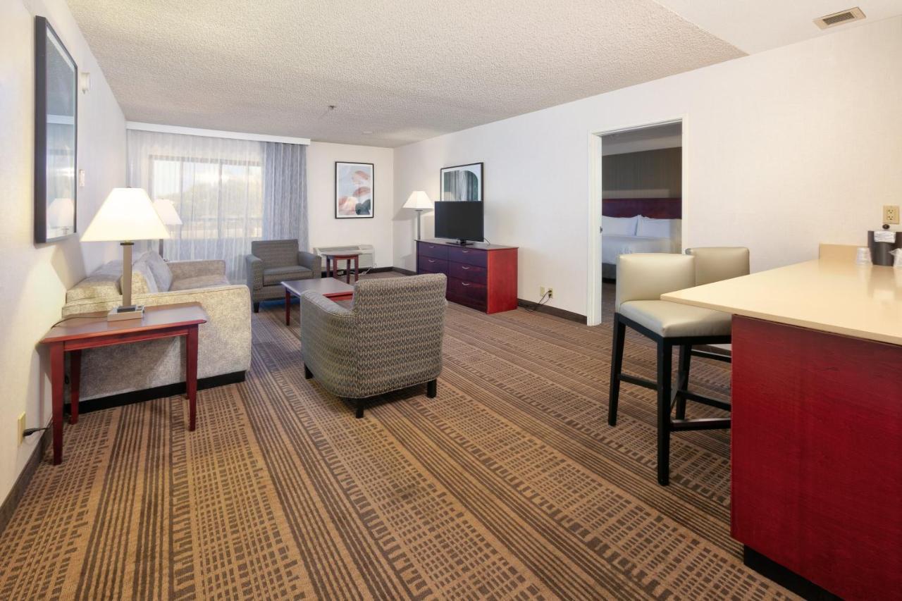 Holiday Inn & Suites Santa Maria By Ihg מראה חיצוני תמונה